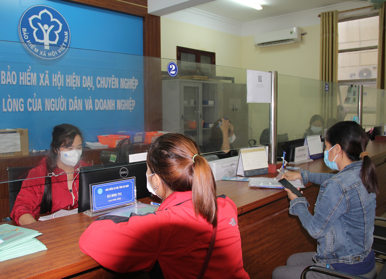 Mức hưởng bảo hiểm thất nghiệp tối đa được xác định theo lương tối thiểu của từng vùng